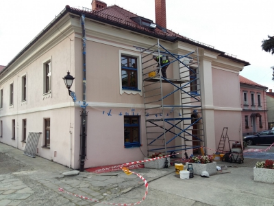 Remont elewacji Żywieckiej Biblioteki Samorządowej - zdjęcie1