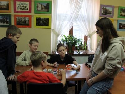 Ferie zimowe w Bibliotece - relacja - zdjęcie57