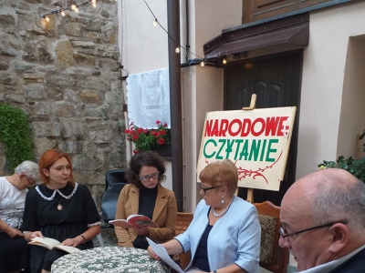 Narodowe Czytanie 2021 r. - fotorelacja - zdjęcie16